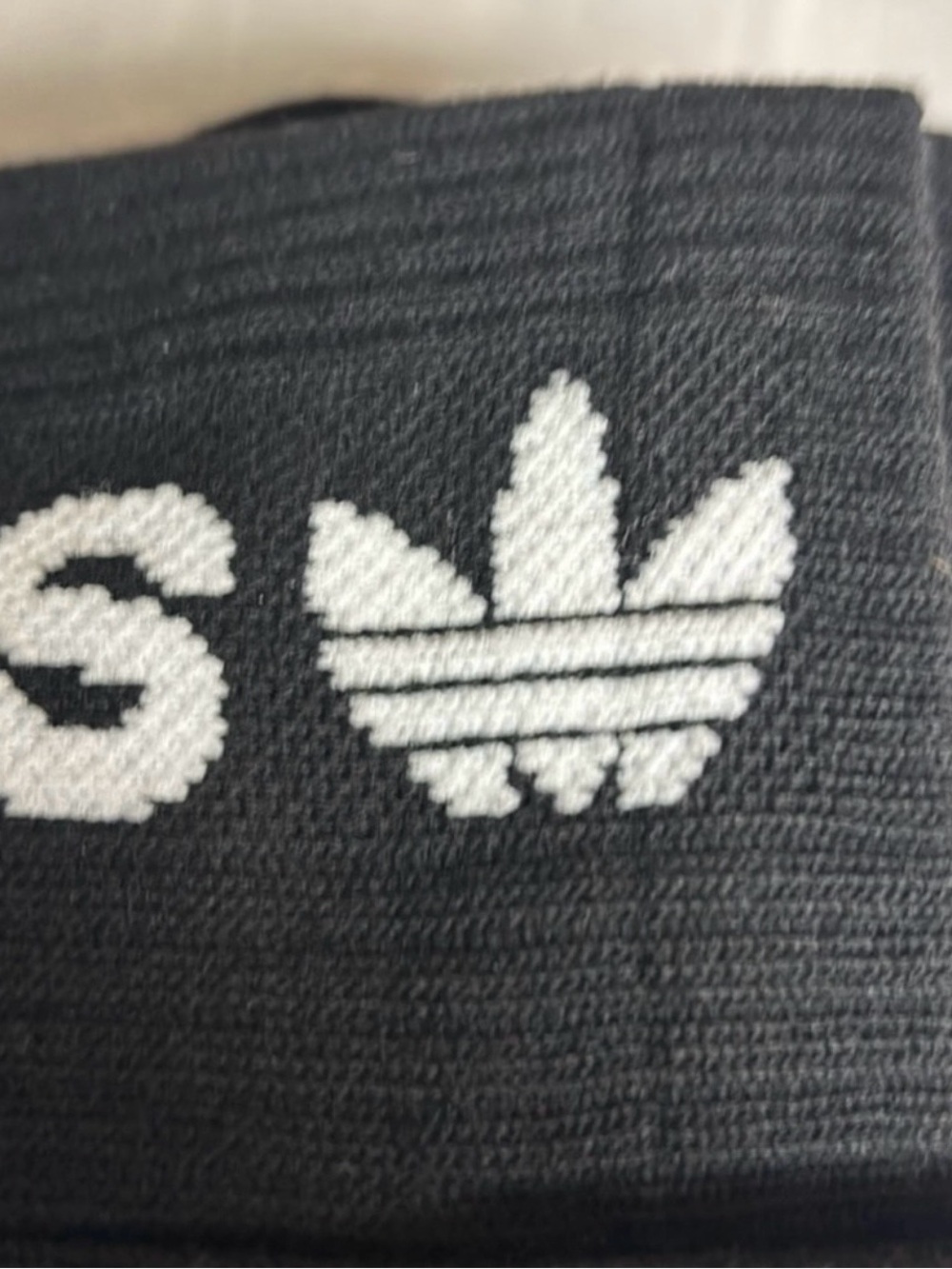 New Adidas Socks Men’s 6 Pair Black Crew Socks Logo Casual Athletic Activewear - Picture 11 of 12